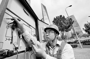 清華博士畢業生當6年電工